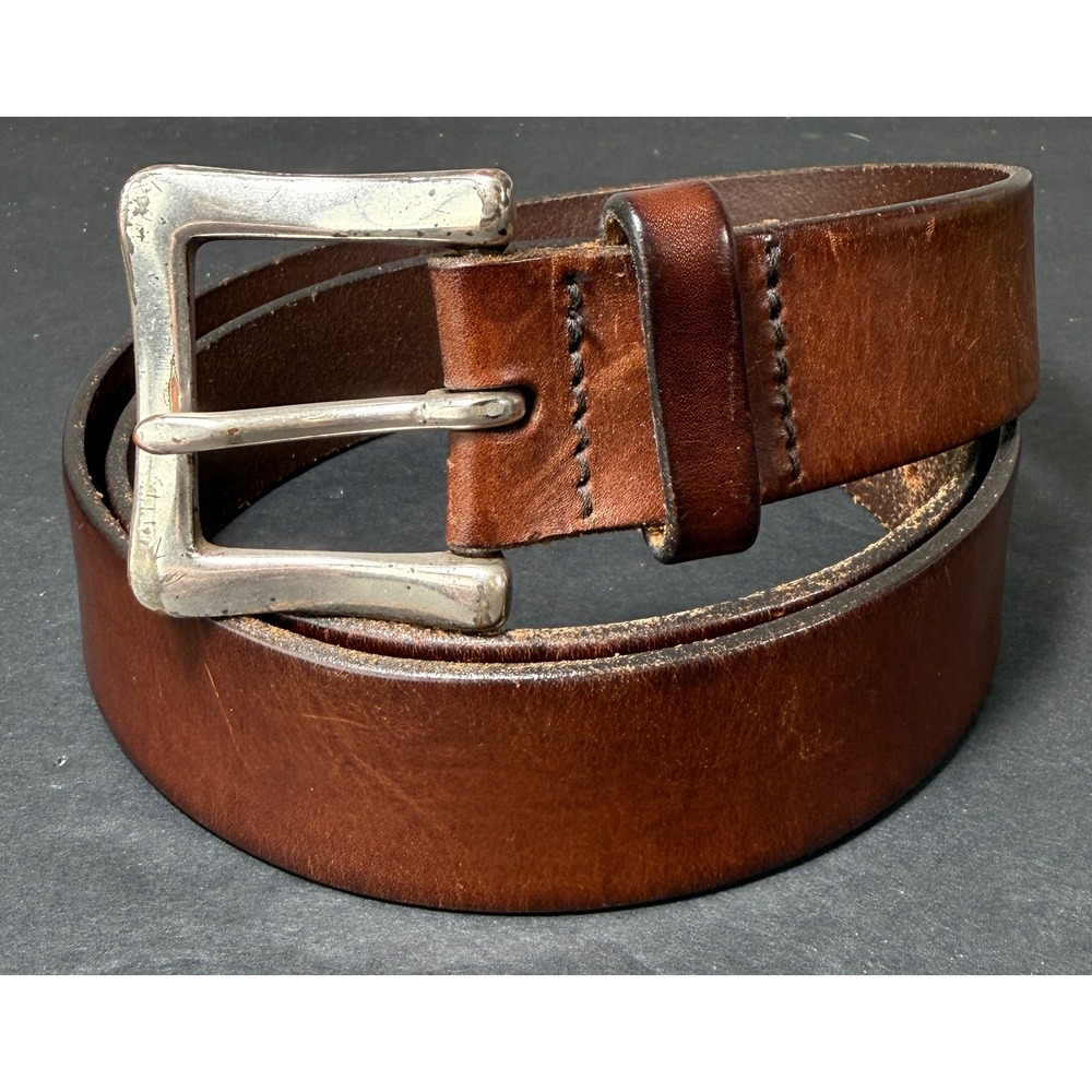 Gap Leather Belt Women Medium Brown Solid Brass Buckle Made in USA Distressed